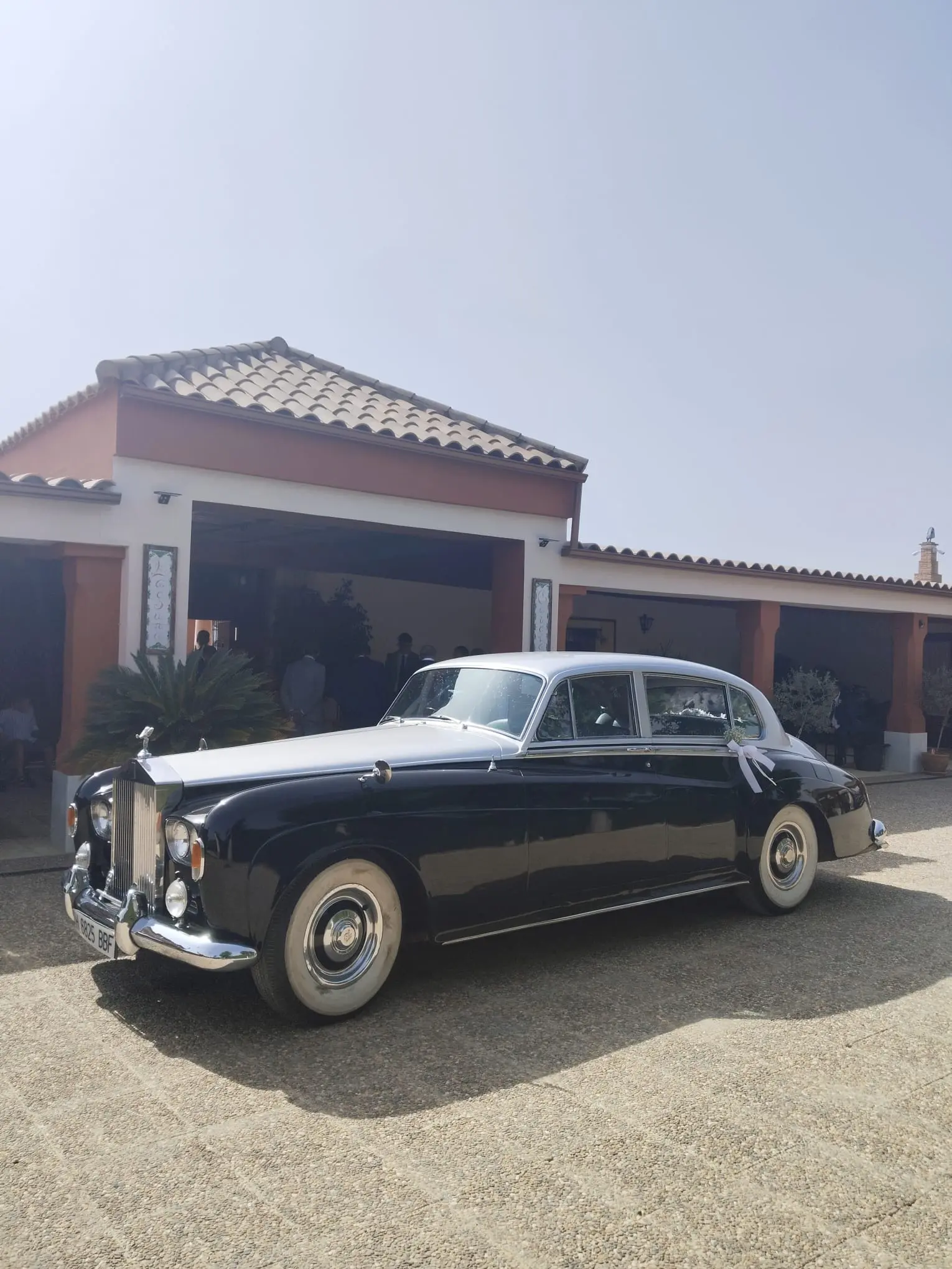 Rolls-Royce Silver Cloud LWB Carroceria larga 1963 - Coche clásico para alquiler en bodas Sevilla - Imagen 4 de 9