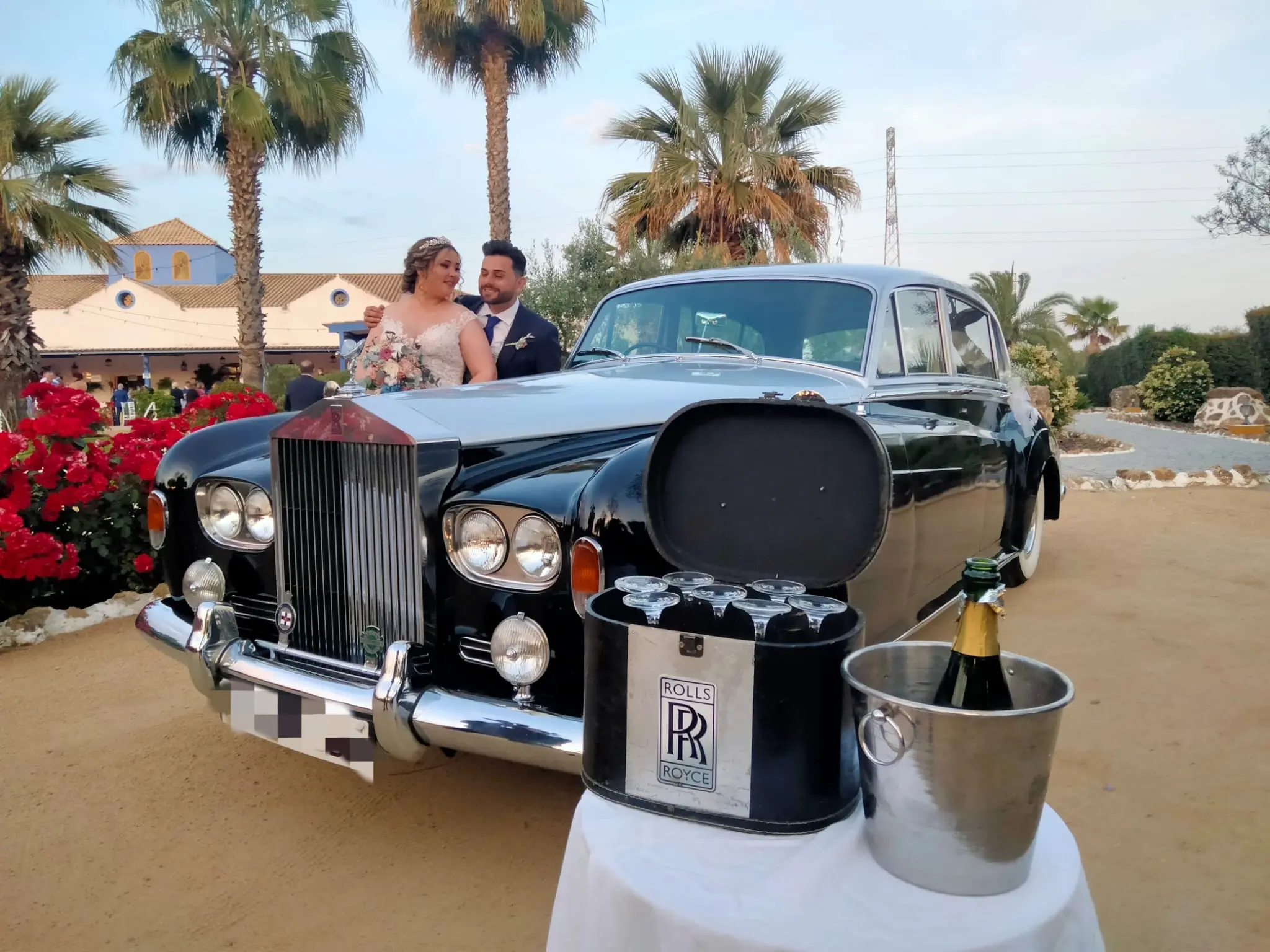Rolls-Royce Silver Cloud LWB Carroceria larga 1963 - Coche clásico para alquiler en bodas Sevilla - Imagen 8 de 9
