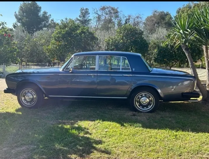 Rolls-Royce Silver Shadow 1978 - Coche clásico para alquiler en bodas Sevilla - Imagen 7 de 7